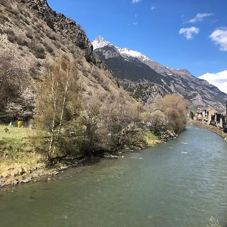 Le Commerce 3* Modane