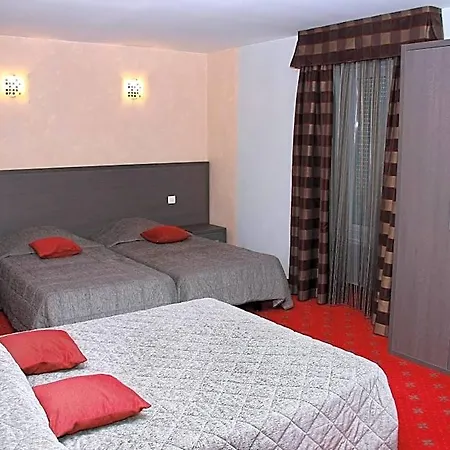 Hotel Le Commerce 3*