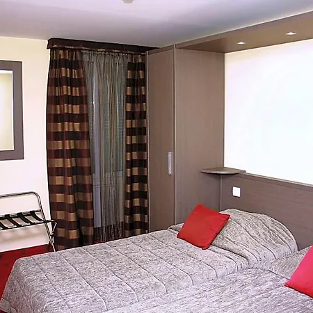 Le Commerce Hotel 3*