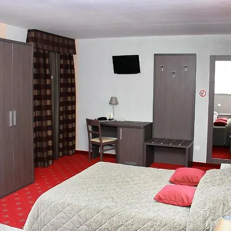 Le Commerce 3* Modane